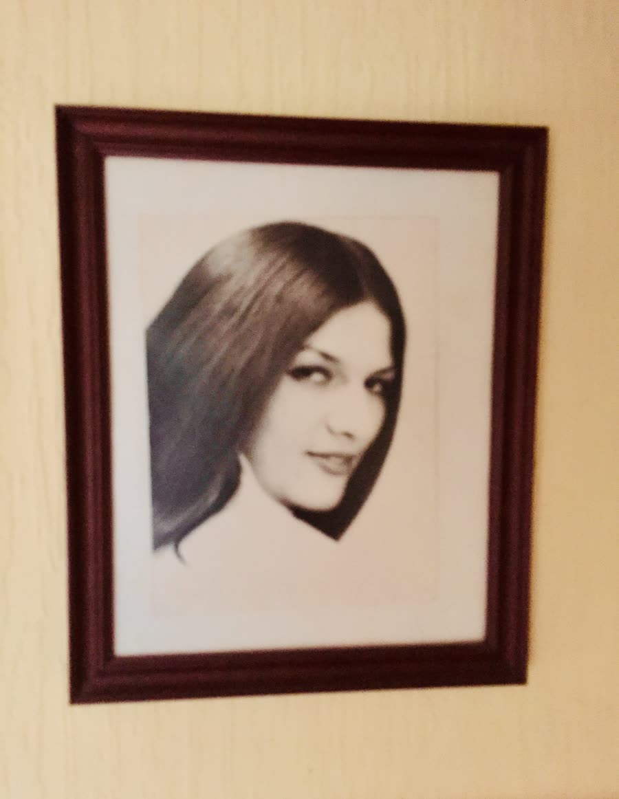 Meine Mutter, Jugend-Portrait
